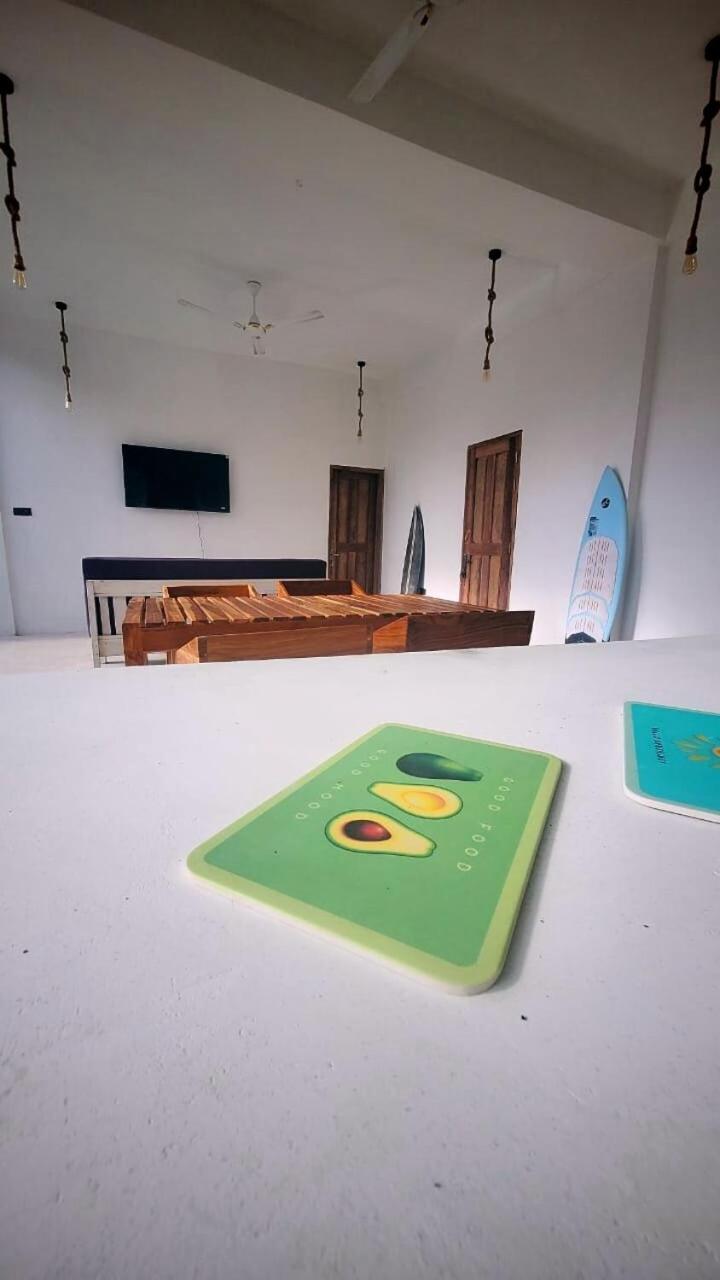 Villa Exquisite Double Storey Luxury Retreat 90m From Zanzibar Ideal Prime Location Tv Wifi Aircon And Private Pool