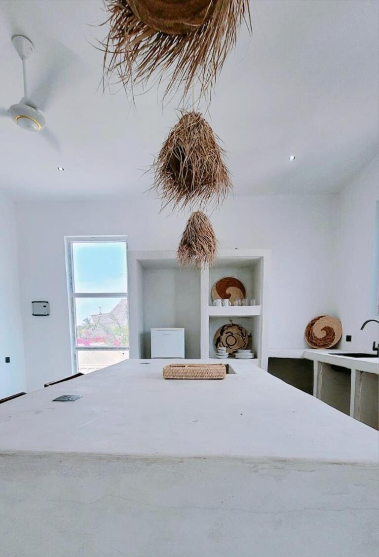 Exquisite Double Storey Luxury Retreat 90m From Zanzibar Ideal Prime Location Tv Wifi Aircon And Private Pool * Paje