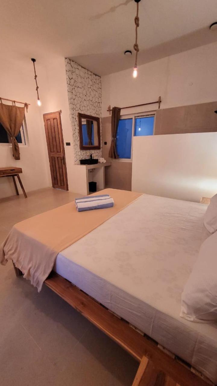 Exquisite Double Storey Luxury Retreat 90m From Zanzibar Ideal Prime Location Tv Wifi Aircon And Private Pool Villa Paje